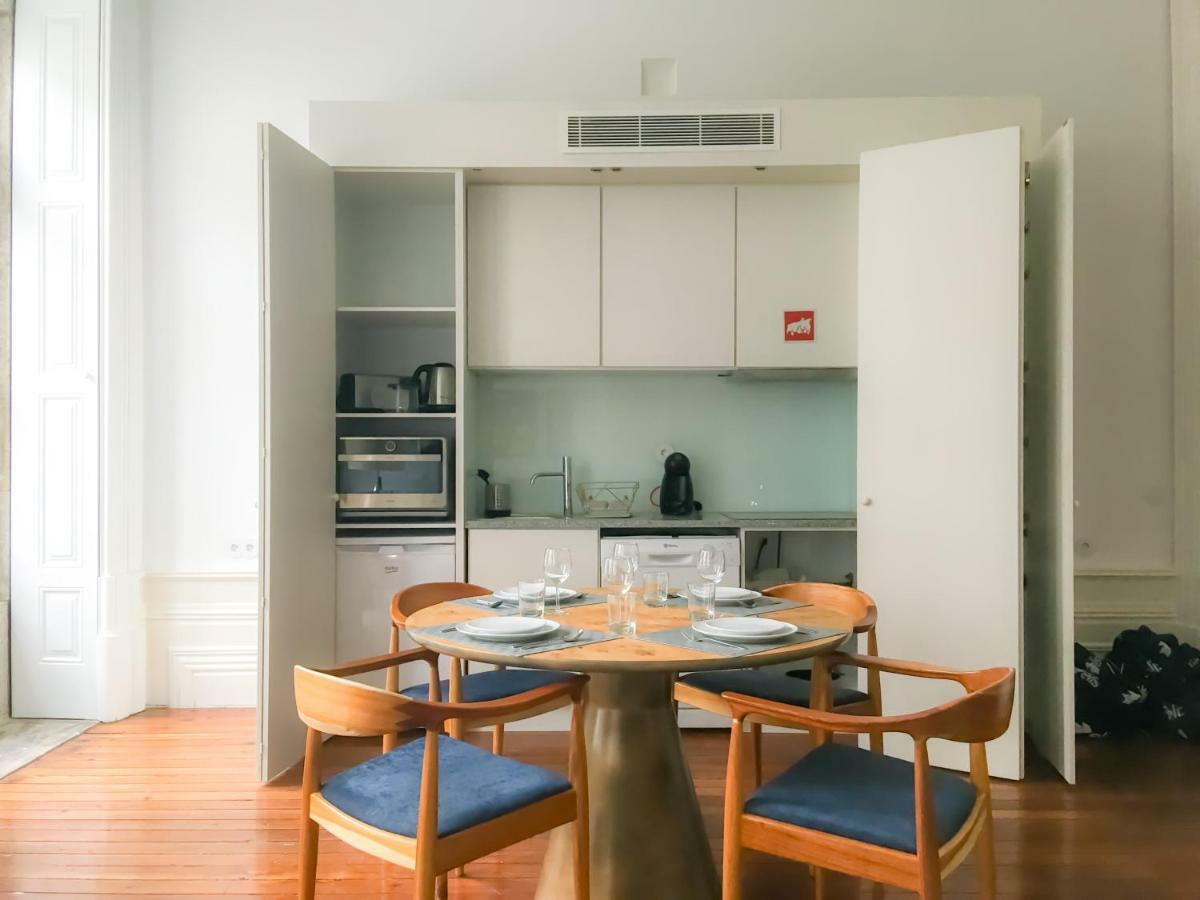 Downtown Colosseum Apartments Porto Bagian luar foto